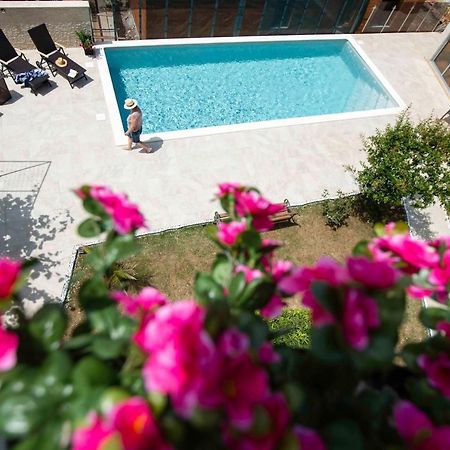 Apartment Mery Pula Luaran gambar