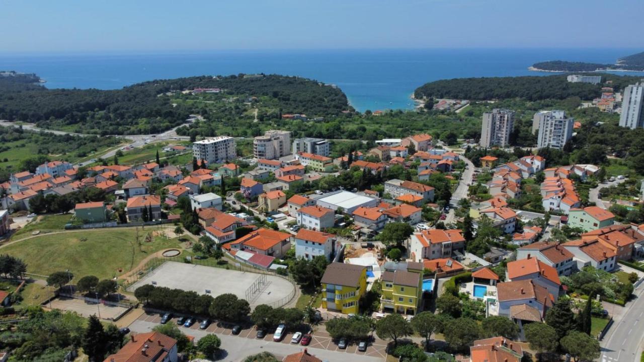 Apartment Mery Pula Luaran gambar