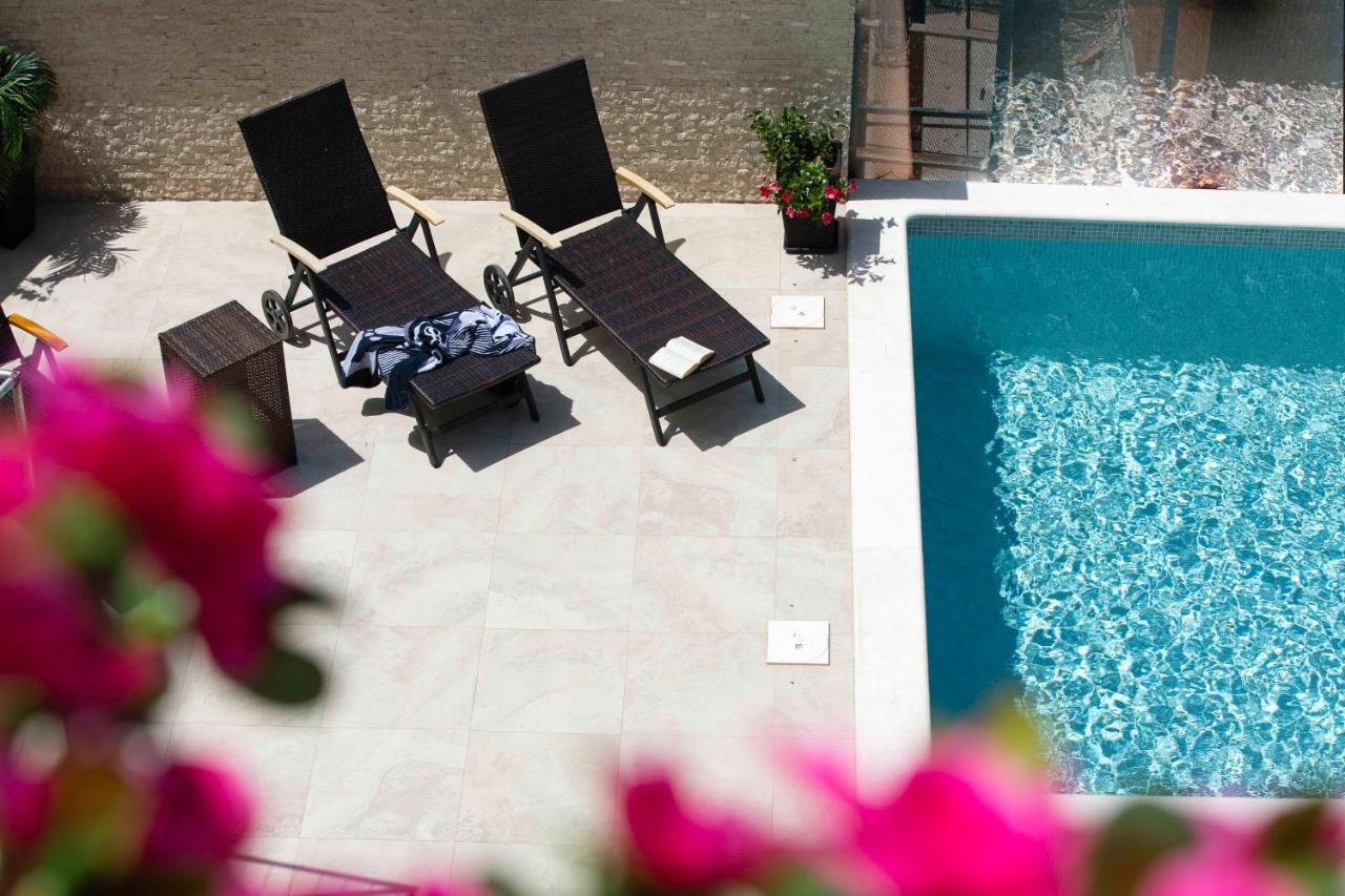 Apartment Mery Pula Luaran gambar