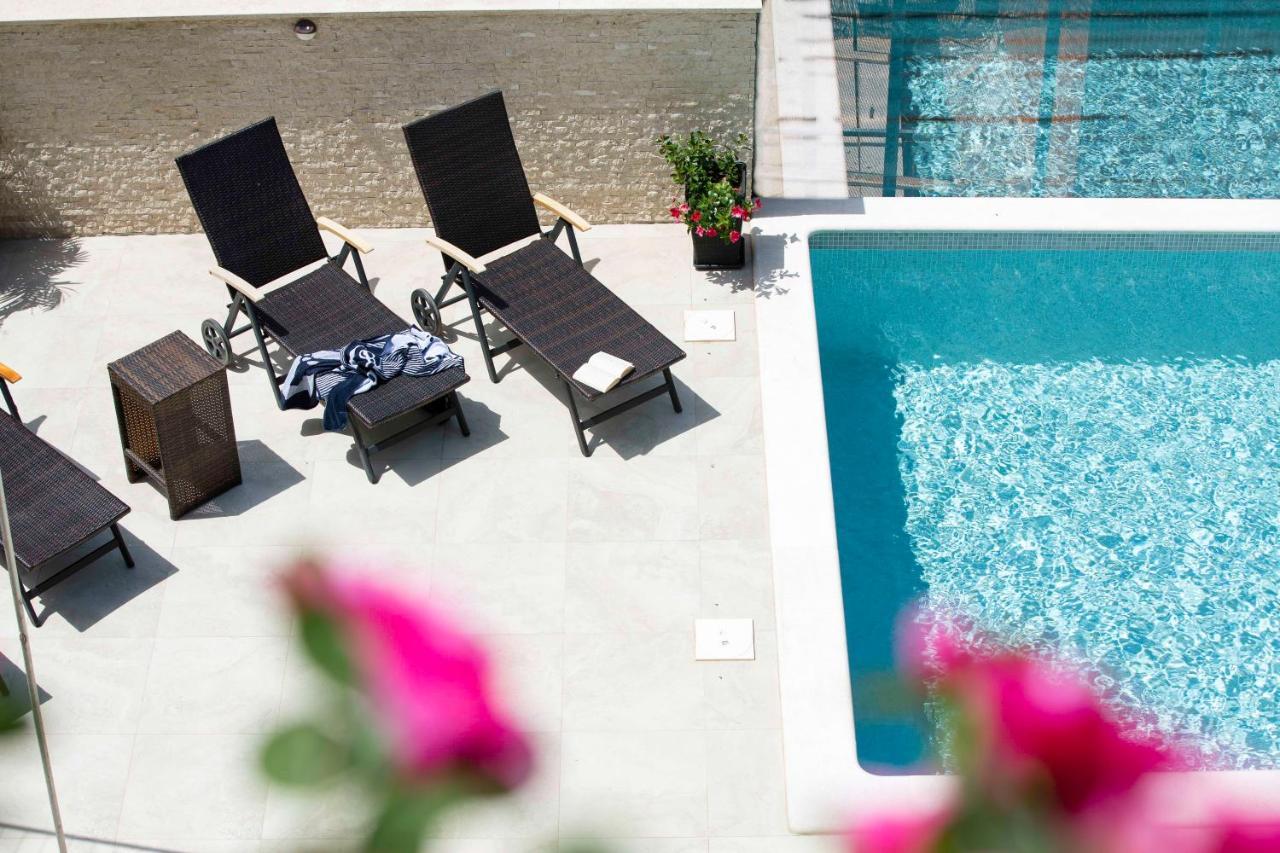 Apartment Mery Pula Luaran gambar