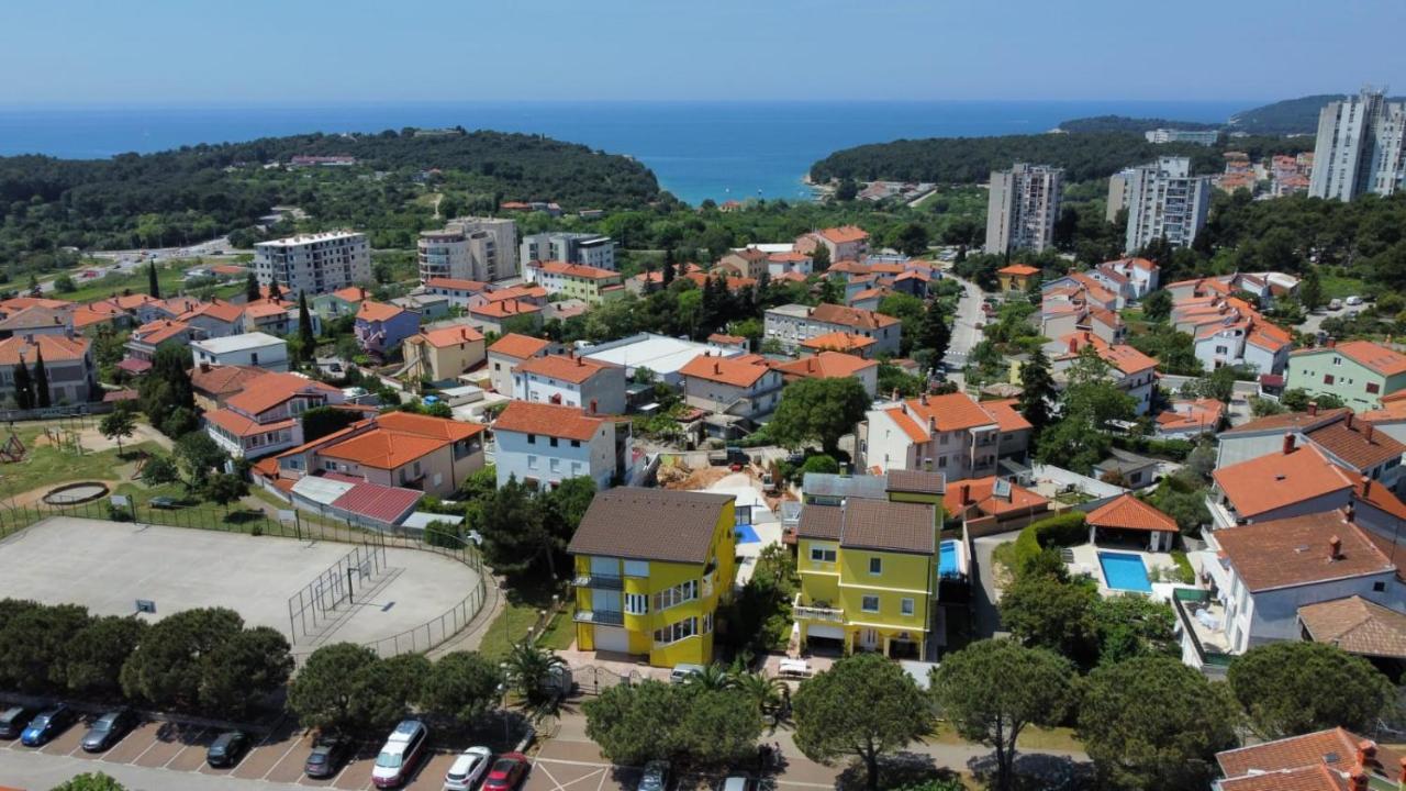 Apartment Mery Pula Luaran gambar