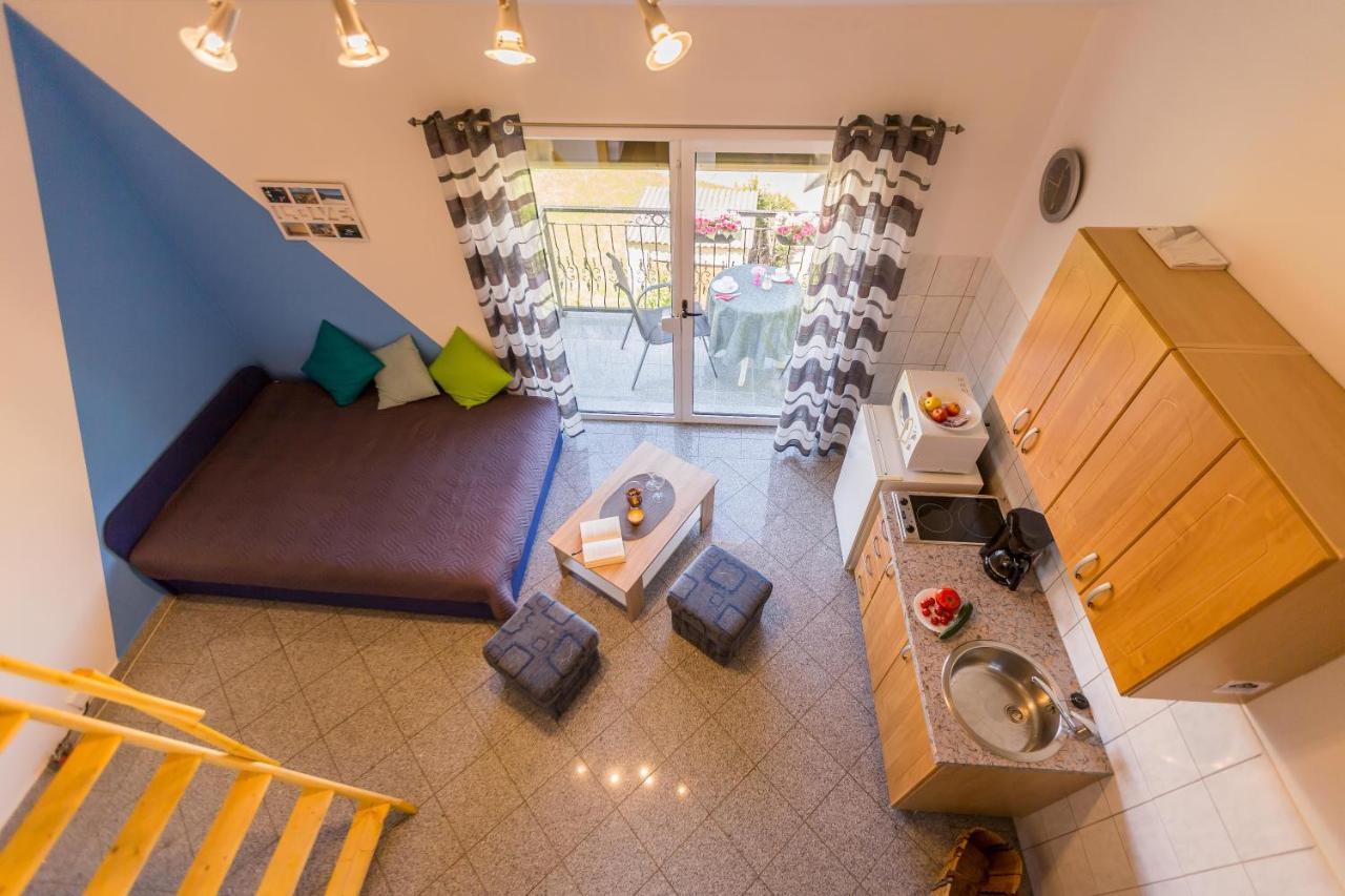 Apartment Mery Pula Luaran gambar