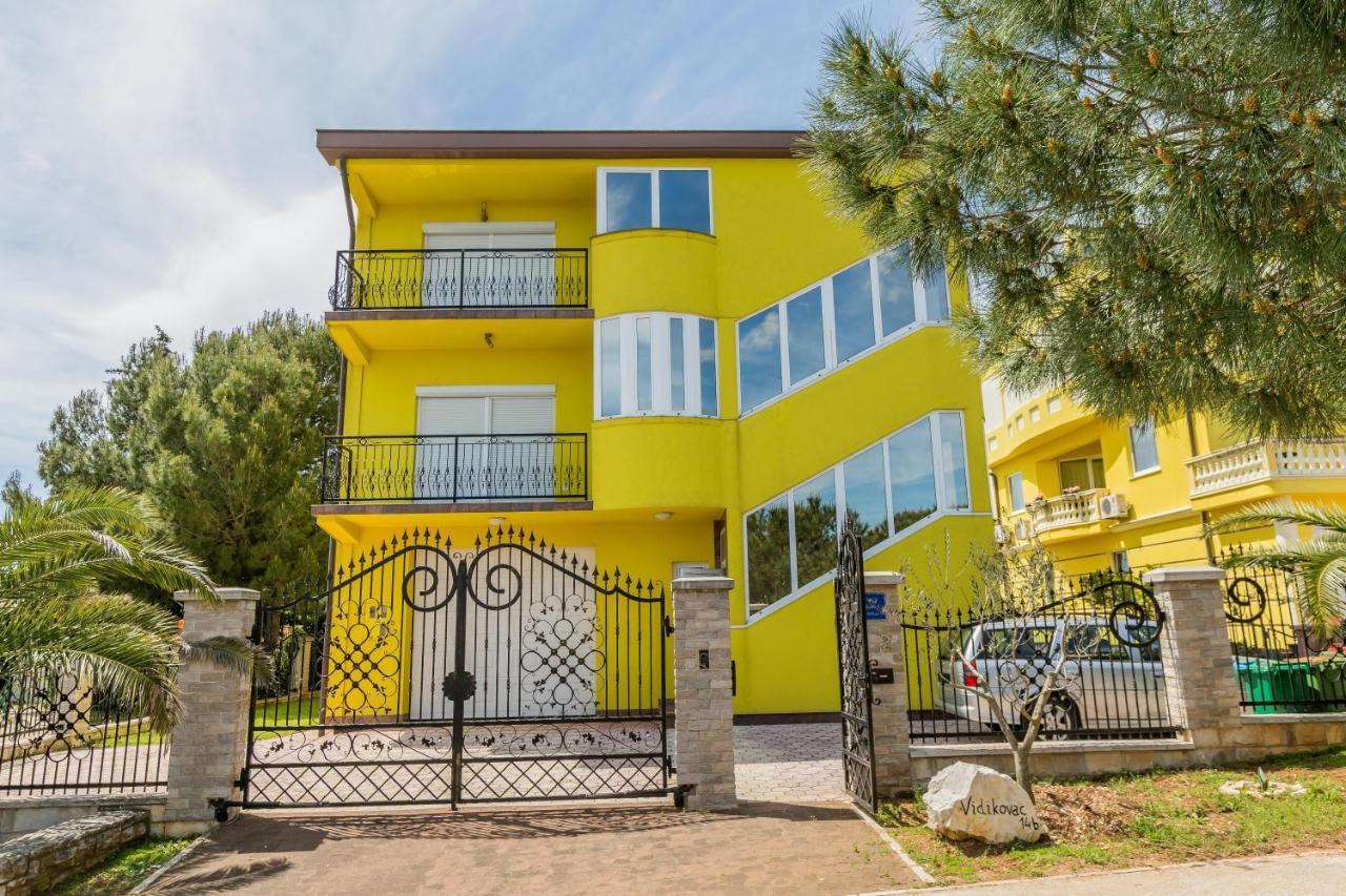 Apartment Mery Pula Luaran gambar